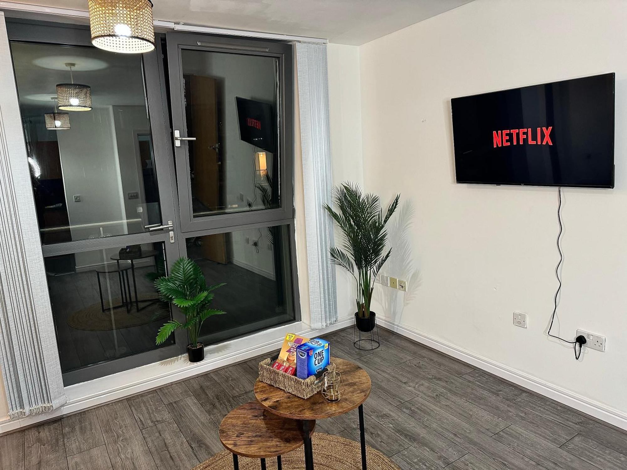 Birmingham City Centre - Centenary Plaza Luxury Apartment - Free Gym 외부 사진